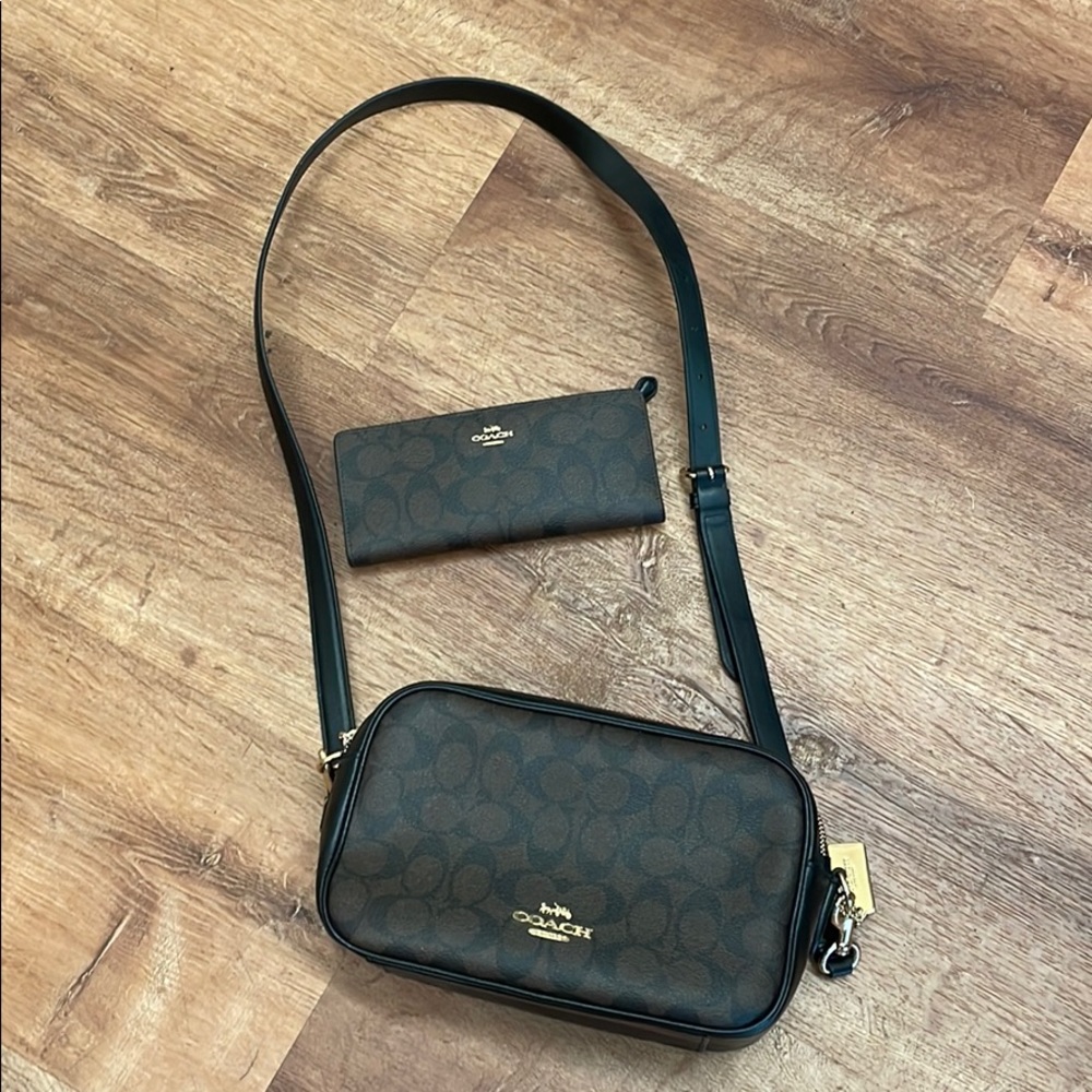 Slightly used coach bag and wallet